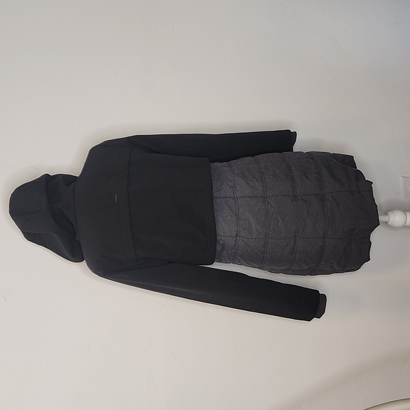 Size S Prana black and gray  jacket.  D38 - Picture 5 of 13